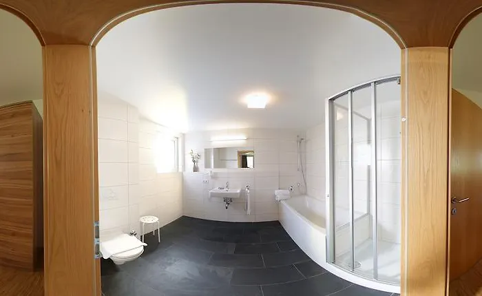 Mountain * マイヤーホーフェン